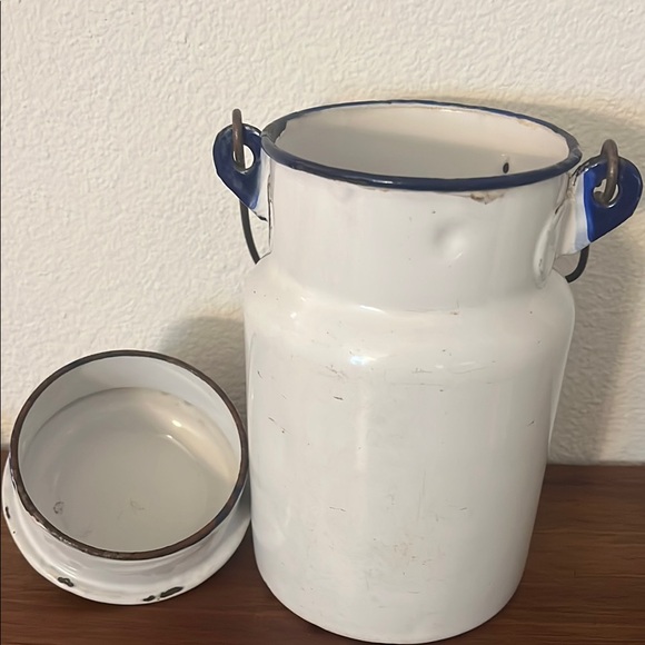 Vintage White Enamel Milk Can with Blue Accents - Picture 5 of 7